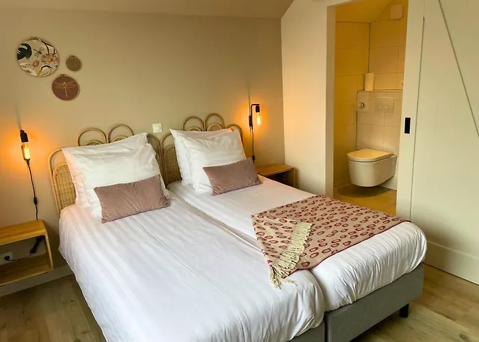 בית הארחה Bij Het Bos Texel